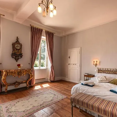Vila De Charme A Avec Piscine Privee