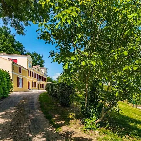 De Charme A Avec Piscine Privee