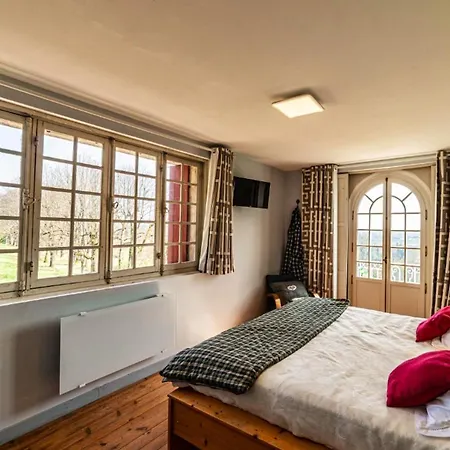 Vila De Charme A Avec Piscine Privee *